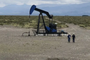 Mendoza estudia una alternativa ante el retiro de YPF de las áreas maduras