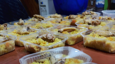 Solidaridad en Mendoza: cocinan y reparten comida a personas sin techo