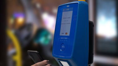 100 mil viajes diarios en colectivos de todo el país ya se pagan con QR o tarjeta