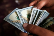 A cuánto cotiza el dólar este viernes