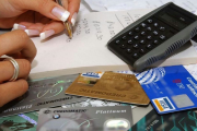 Crecen las faltas de pago en tarjetas, préstamos y cheques