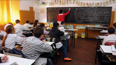 La DGE ajustó subsidios para docentes de jornada completa en centros de primera infancia