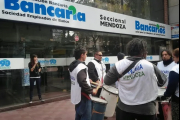 Motosierra en el Banco Nación: la posición de la Asociación Bancaria