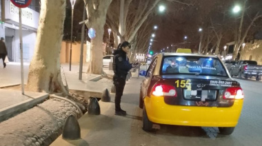 La UAP controló a 100 taxis en el Gran Mendoza y detuvo a seis personas