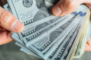 El dólar oficial y el dólar blue siguen en baja: a cuánto cotizaron este jueves en Mendoza