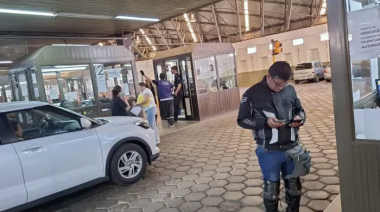 Anunciaron un paro aduanero para Semana Santa y tiembla la atención en el paso a Chile