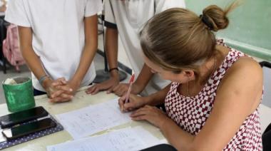 La DGE evaluará el reclamo de docentes que no cobraron el ítem arraigo y recordó quiénes pueden percibirlo