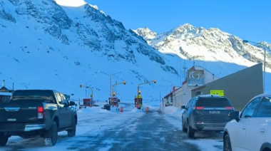 Paso a Chile: El Paso Cristo Redentor está cerrado por pronóstico de fuertes nevadas