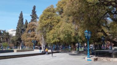 Tiempo en Mendoza. Viento Zonda en precordillera y elevadas temperaturas en el llano