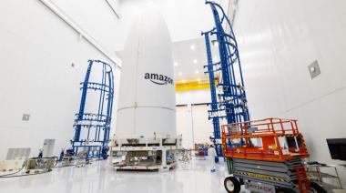 Amazon dará el primer paso en su internet satelital: lanzarán los satélites que llevarán el servicio a Sudamérica con DIRECTV