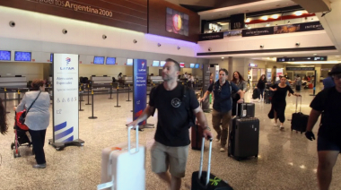 Paro de pilotos: cuántos vuelos de Aerolíneas Argentinas fueron cancelados en Mendoza