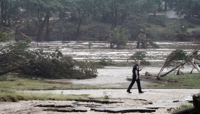 Al menos 52 muertos y decenas de desaparecidos por inundaciones en Texas