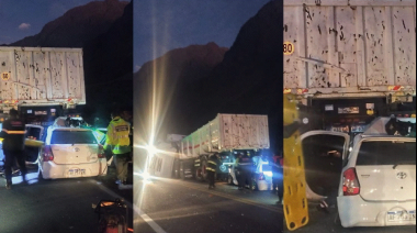 Un muerto y tres heridos graves en un accidente entre dos camiones en alta montaña