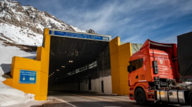 Paso a Chile: Debido al mal tiempo de encuentra cerrado