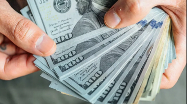 El dólar oficial y el dólar blue siguen en baja: a cuánto cotizaron este jueves en Mendoza