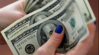 Caída del dólar: a cuánto cotiza este lunes tras las elecciones en CABA