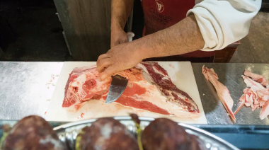 Cae el consumo de carne vacuna y el pollo toma protagonismo: ¿Cómo está la situación en Mendoza?