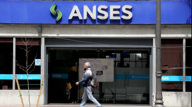 Cambios por feriados: cuándo cobran los jubilados de Anses sus haberes, aguinaldo y bono