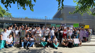 Trabajadores del Hospital Central convocan a un paro el 25 de junio