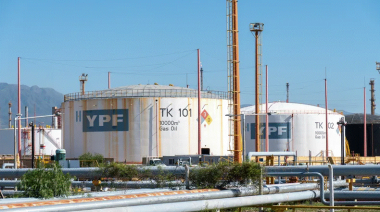 Frenaron el fallo que le ordena a la Argentina entregar el 51% de las acciones de YPF