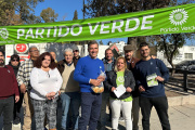 El Partido Verde celebró el Día de la Bandera con un chocolate solidario en Guaymallén y La Favorita