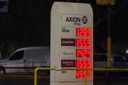 Axion se sumó a YPF y aumentó sus combustibles en Mendoza