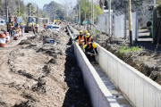 Guaymallén y Aysam firman un acuerdo clave para solucionar los derrames cloacales en Los Corralitos